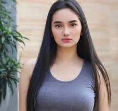 gadis mungil viral kubuk reyod — Quick Look 2025